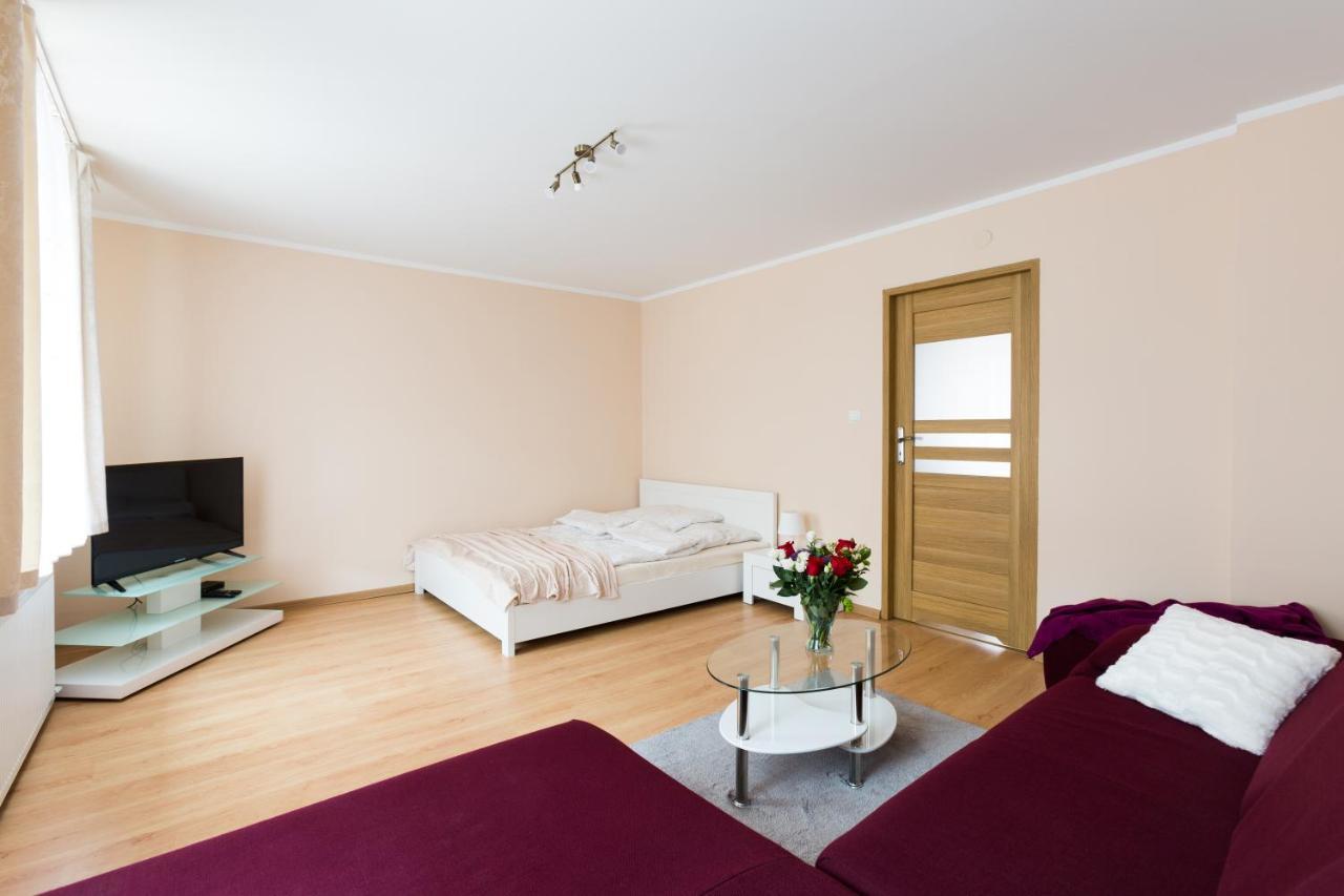 Aparthouse Apartamenty Centrum 소스노비크 외부 사진
