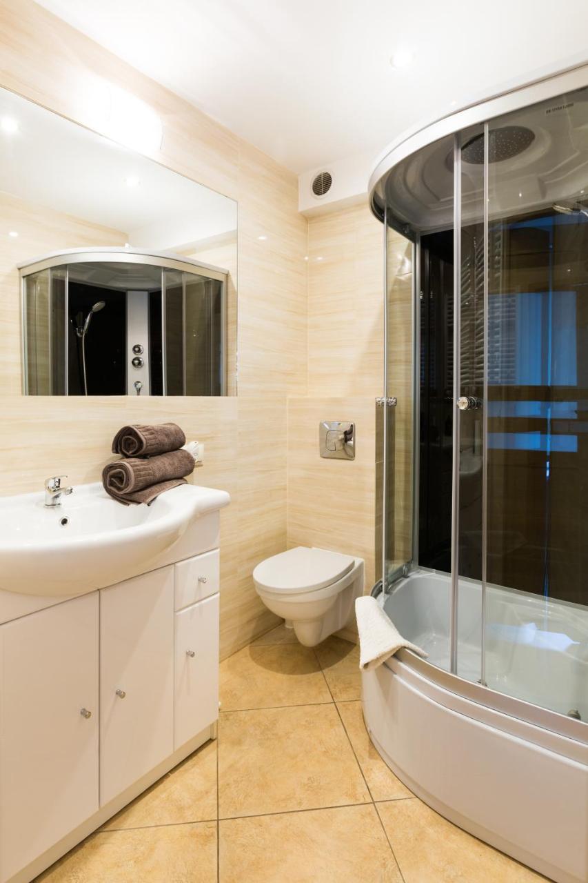Aparthouse Apartamenty Centrum 소스노비크 외부 사진