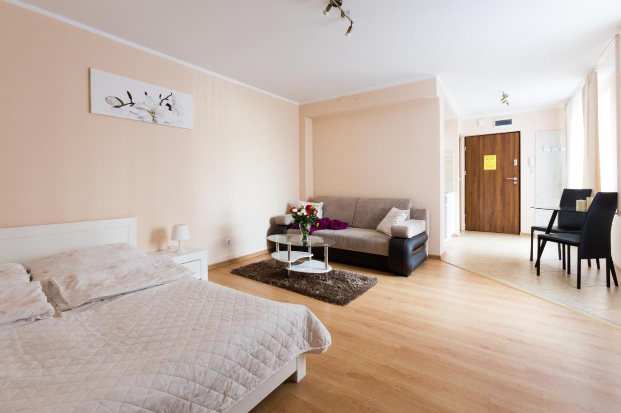Aparthouse Apartamenty Centrum 소스노비크 외부 사진
